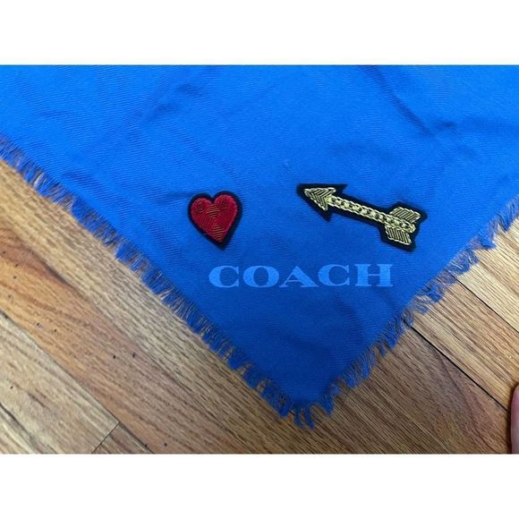Coach wool square patches shawl/ scarf - Picture 5 of 12